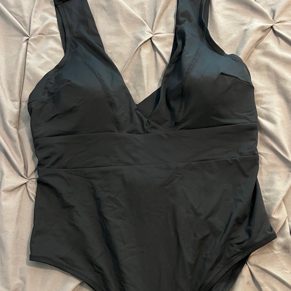 H&M one piece swimsuit
